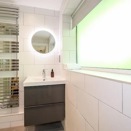 Ginger & Pickles Nyaraló